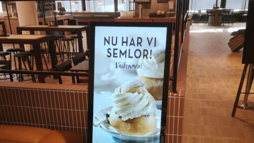 Digital skyltning på restaurang